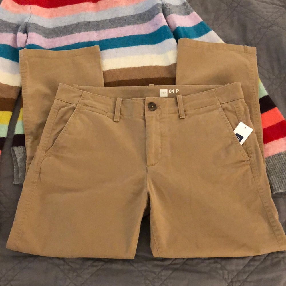 GAP Crop Kick Khaki pants